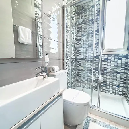 Lombardi Oasis Villa