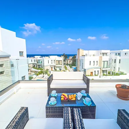 Lombardi Oasis Villa